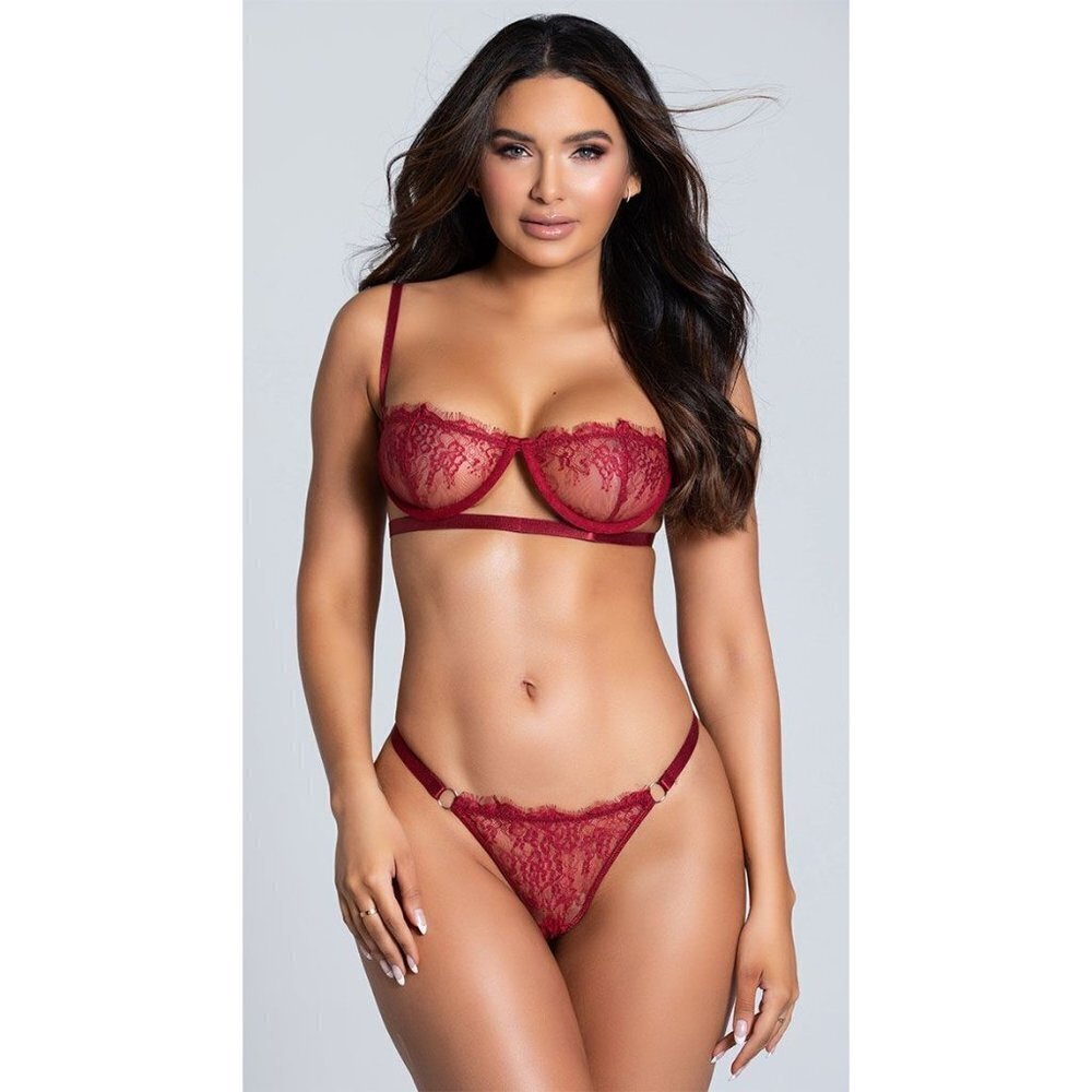 NWOT Yandy Lace Bra & Panty Set Underwire Unlined Bra - Medium